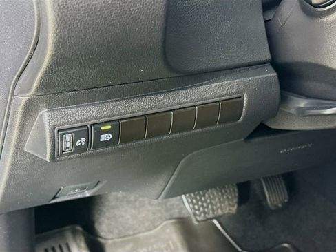 Certified 2025 Toyota Corolla SE FWD image 12