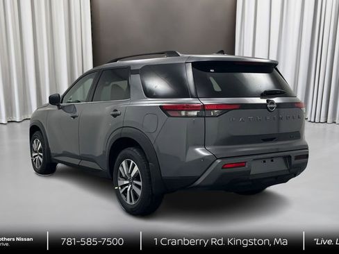 New 2026 Nissan Pathfinder SL AWD/4WD image 7