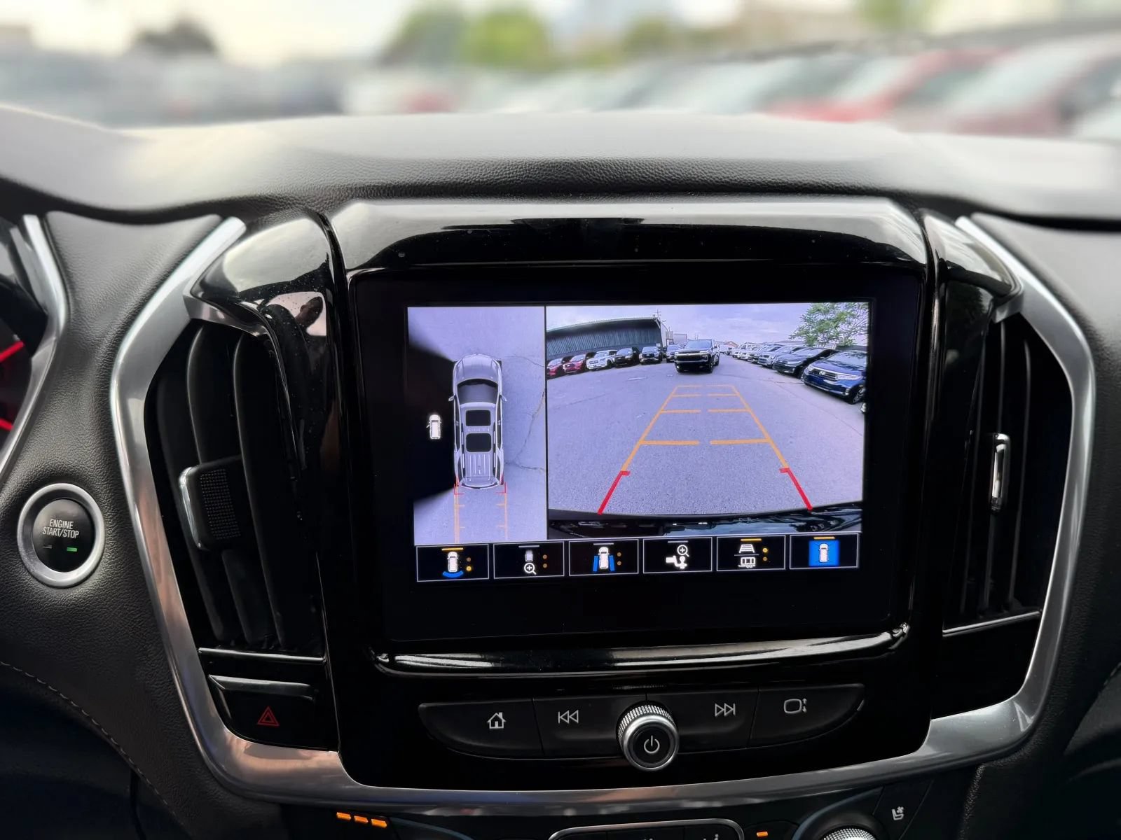 Used 2023 Chevrolet Traverse Premier w/ Redline Edition FWD image 35