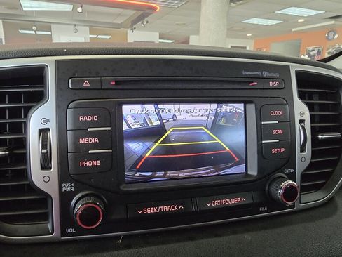 Used 2017 Kia Sportage LX FWD image 20