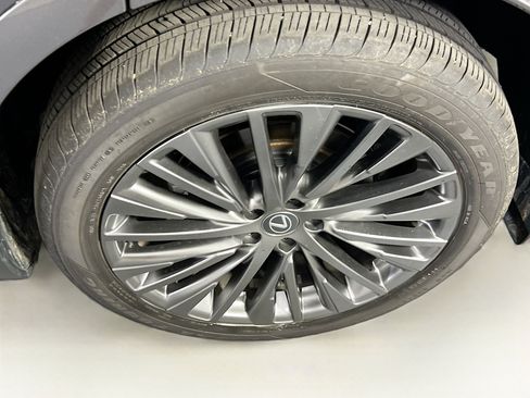 Used 2023 Lexus RX 350 w/ Accessory Package (2T) AWD/4WD image 33