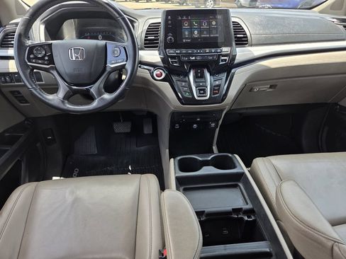 Used 2021 Honda Odyssey Touring image 8