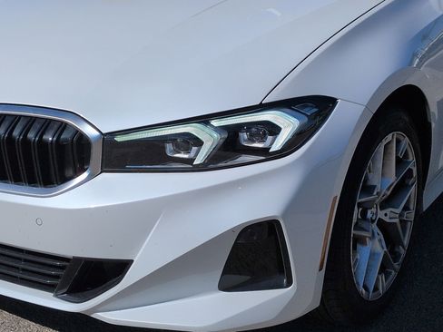 Used 2025 BMW 330i Sedan w/ Premium Package image 6