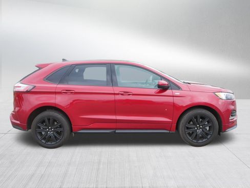 Used 2024 Ford Edge ST-Line w/ Class II Trailer Tow Package AWD/4WD image 8