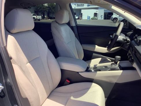 Used 2024 Honda Accord EX image 35