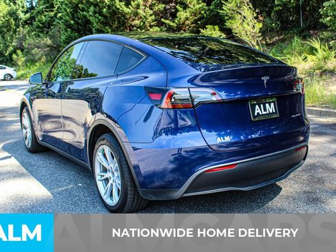 Used 2023 Tesla Model Y Long Range AWD/4WD image 4
