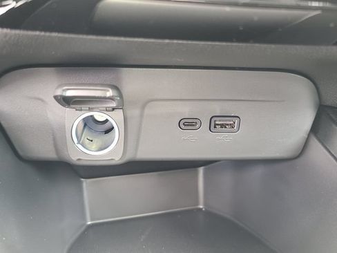 New 2026 Chevrolet Trax LT w/ Midnight Edition FWD image 27