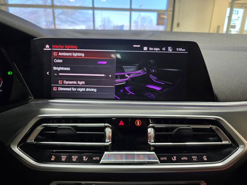 Used 2019 BMW X5 xDrive50i w/ M Sport Package image 47