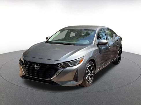 Used 2025 Nissan Sentra SV FWD image 7