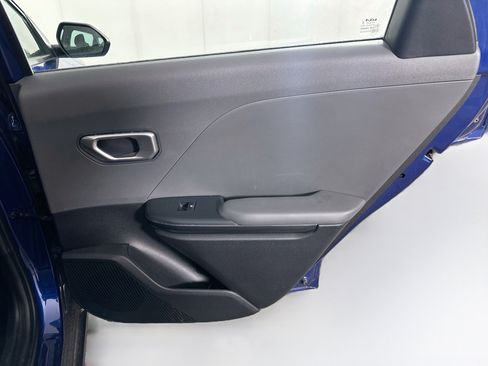Used 2025 Kia K4 FWD image 28
