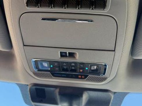 Certified 2025 Ford F350 Lariat w/ Lariat Ultimate Package AWD/4WD image 24