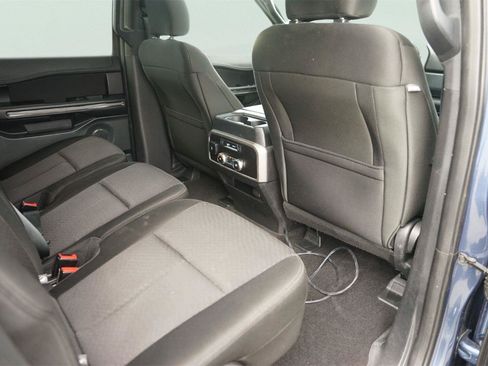 Used 2019 Ford Expedition XLT RWD image 16