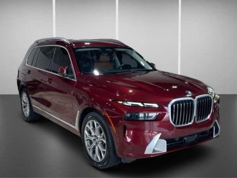 Used 2024 BMW X7 xDrive40i AWD/4WD image 2