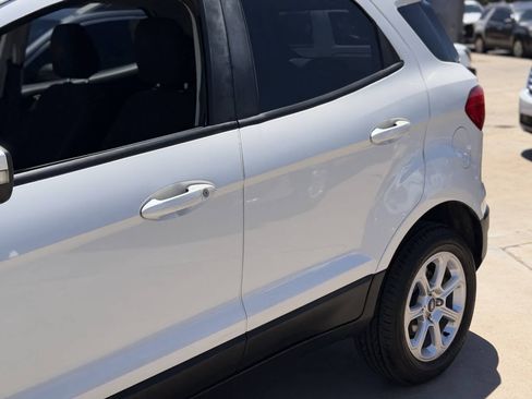 Used 2019 Ford EcoSport SE AWD/4WD image 12