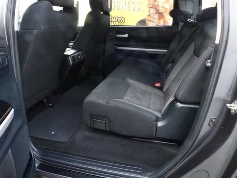 Used 2016 Toyota Tundra SR5 w/ SR5 Upgrade Package image 4