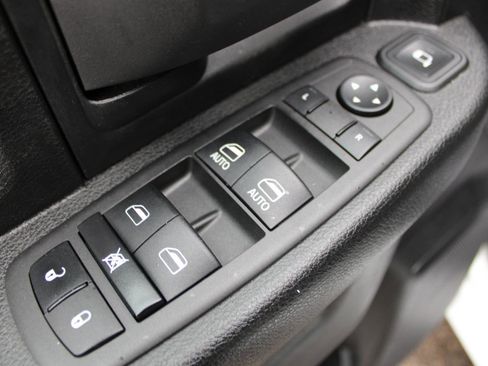 Used 2023 RAM 3500 Tradesman image 16