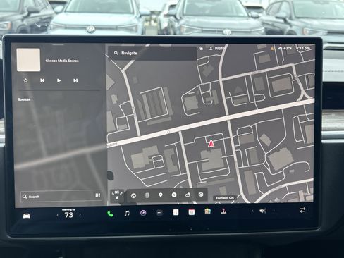 Used 2023 Tesla Model S Base image 12