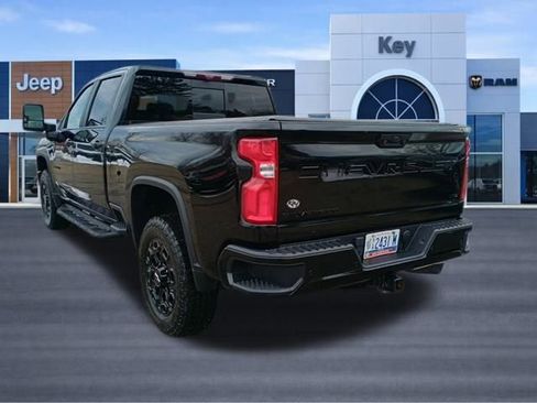 Used 2021 Chevrolet Silverado 2500 LTZ w/ LTZ Plus Package image 3