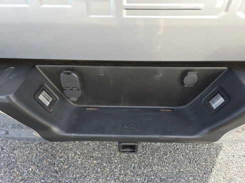 Used 2020 Ford F150 Lariat image 12