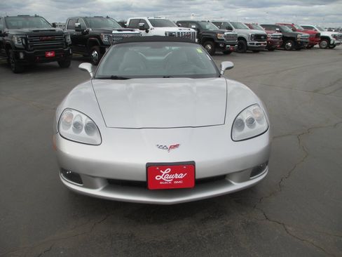 Used 2008 Chevrolet Corvette Convertible w/ Preferred Equipment Group image 10