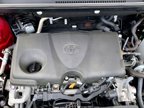 Used 2024 Toyota RAV4 LE AWD/4WD image 49