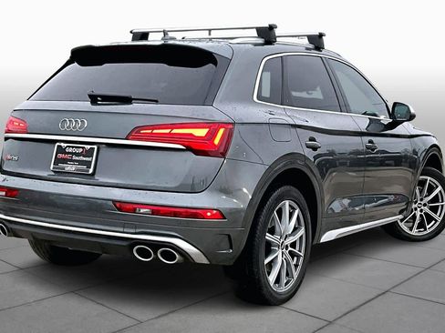 Used 2022 Audi SQ5 Premium image 12