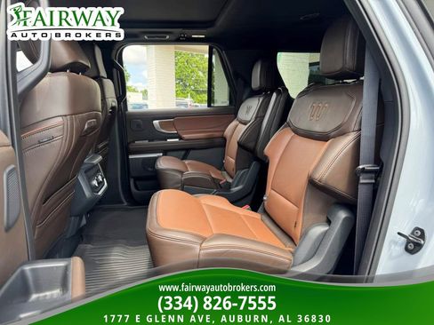 Used 2025 Ford Expedition Max King Ranch AWD/4WD image 11