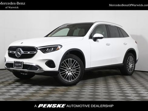 Certified 2026 Mercedes-Benz GLC 300 4MATIC image 1