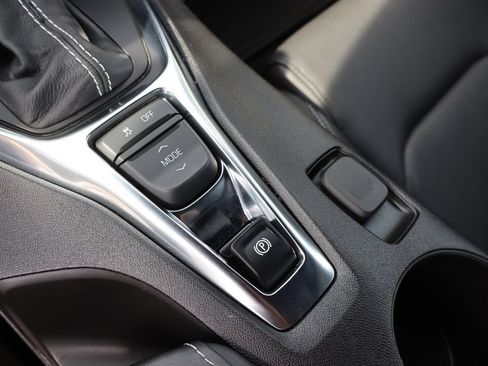 Used 2022 Chevrolet Camaro SS RWD image 11