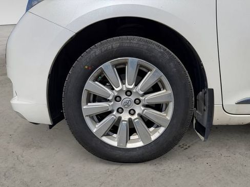 Used 2017 Toyota Sienna XLE w/ XLE Navigation Package AWD/4WD image 14