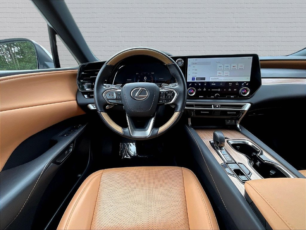 Used 2025 Lexus RX 350 Premium FWD image 8
