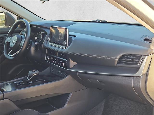 Used 2024 Nissan Rogue S FWD image 21
