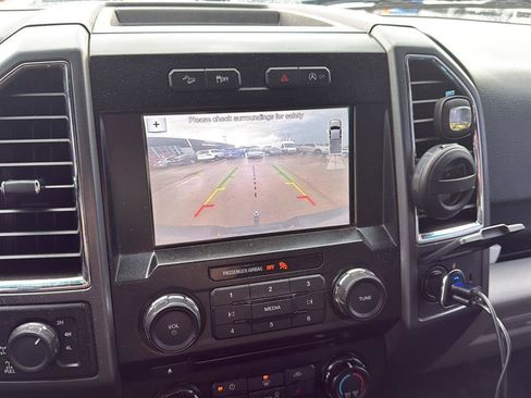 Used 2016 Ford F150 XLT w/ Equipment Group 302A Luxury AWD/4WD image 6