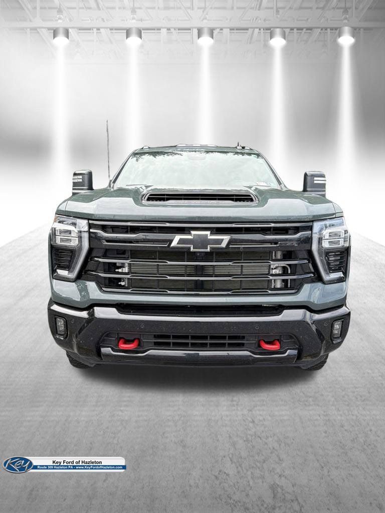 Used 2026 Chevrolet Silverado 3500 LT w/ Trail Boss Package AWD/4WD image 2