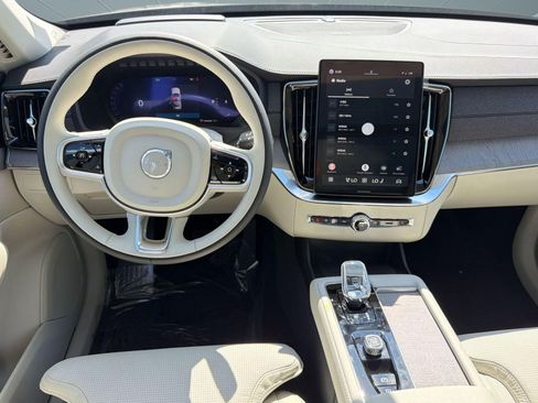 New 2026 Volvo XC90 B6 Ultra w/ Protection Package image 27