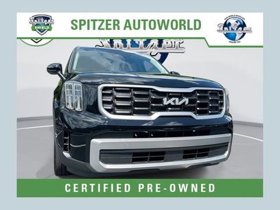 Used 2024 Kia Telluride S w/ S Sunroof Package