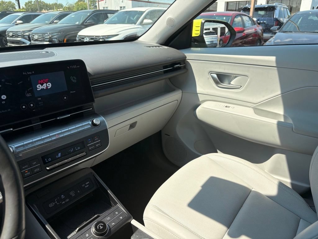 Used 2025 Hyundai Kona Limited AWD/4WD image 20