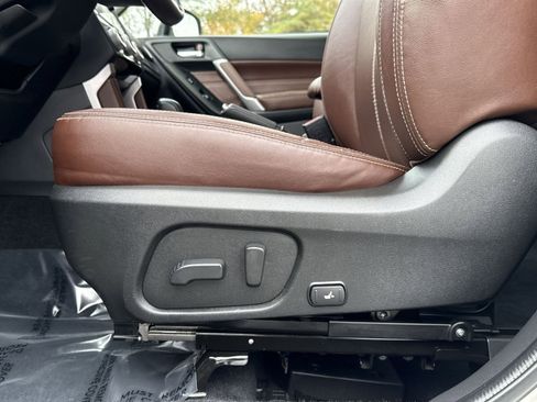 Used 2018 Subaru Forester 2.5i Touring image 14