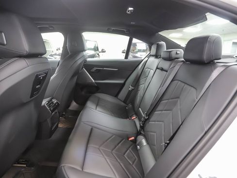 Used 2025 BMW 530i xDrive image 20