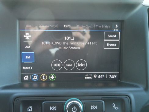 Used 2023 GMC Terrain SLE w/ Driver Convenience Package AWD/4WD image 18