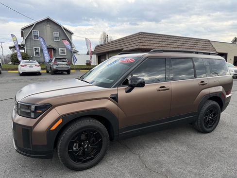 Used 2024 Hyundai Santa Fe XRT image 1