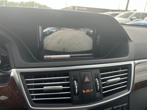 Used 2013 Mercedes-Benz E 350 BlueTEC Sedan image 33