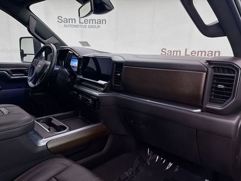 Used 2024 Chevrolet Silverado 2500 High Country image 33