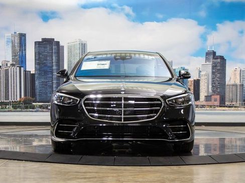 New 2026 Mercedes-Benz S 580 4MATIC Sedan image 3