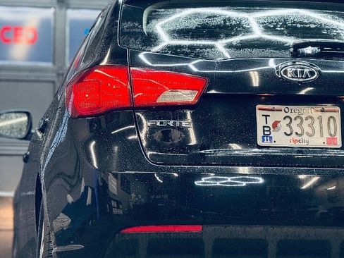 Used 2013 Kia Forte EX image 11