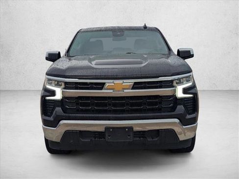 Used 2022 Chevrolet Silverado 1500 LT image 2