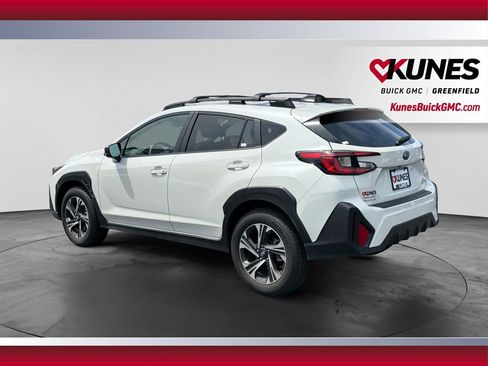 Used 2025 Subaru Crosstrek 2.5i Premium AWD/4WD image 8