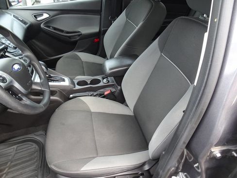 Used 2014 Ford Focus SE image 15