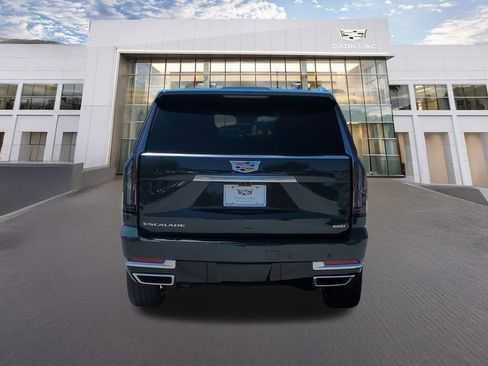 New 2026 Cadillac Escalade ESV Luxury w/ Touring Package AWD/4WD image 4
