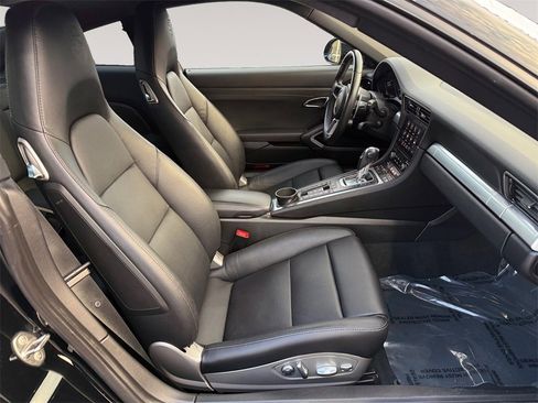 Used 2017 Porsche 911 Carrera image 15